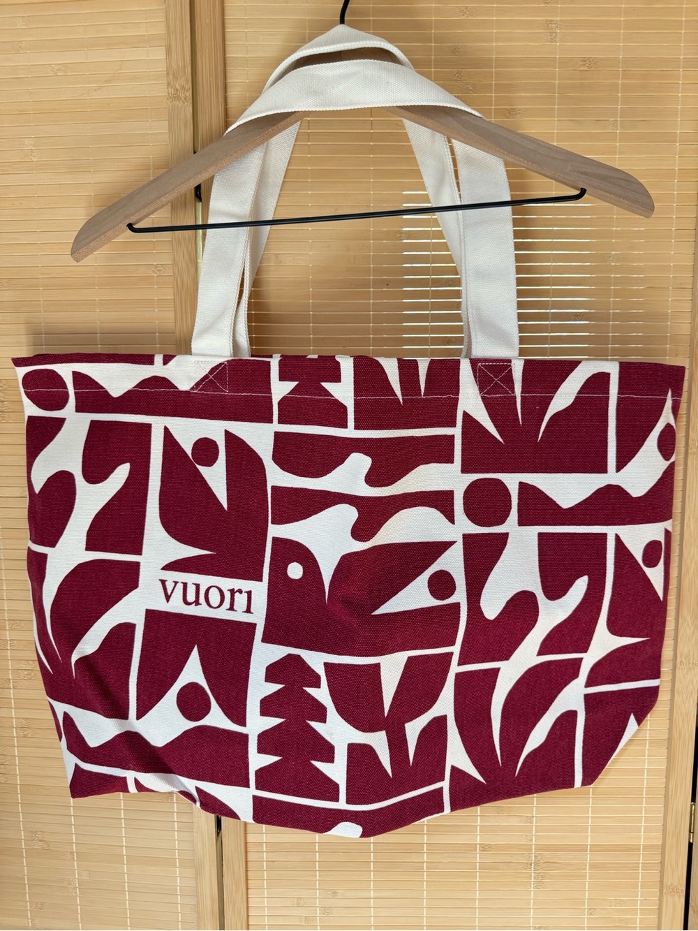 Vuori Large Canvas Tote Holiday 2025 NWT